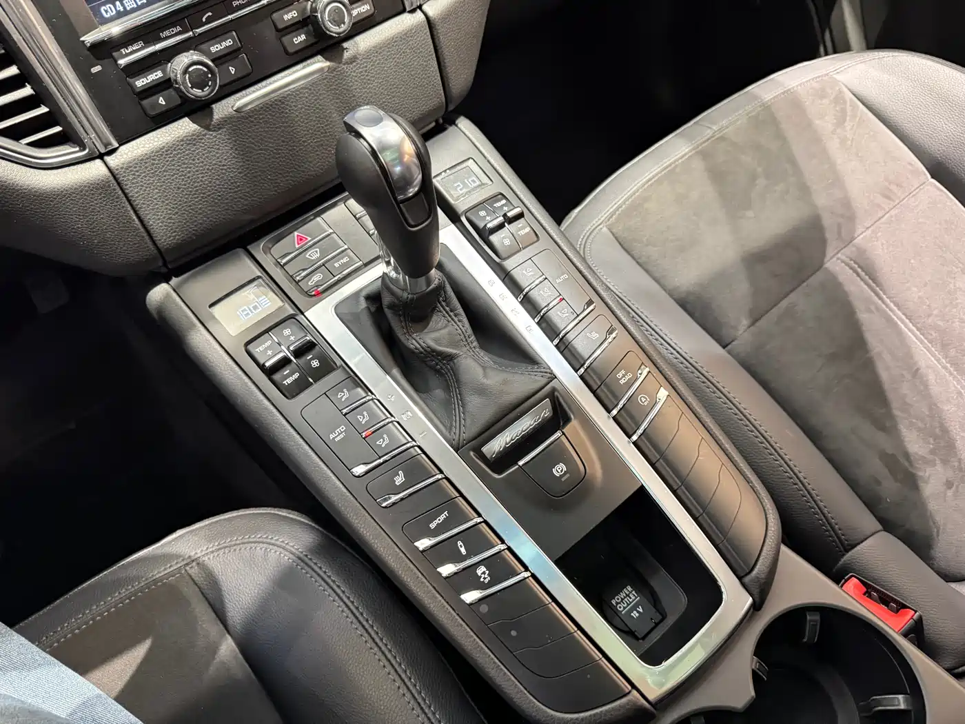 Porsche Macan 2014 Macan 2.0T фото 17