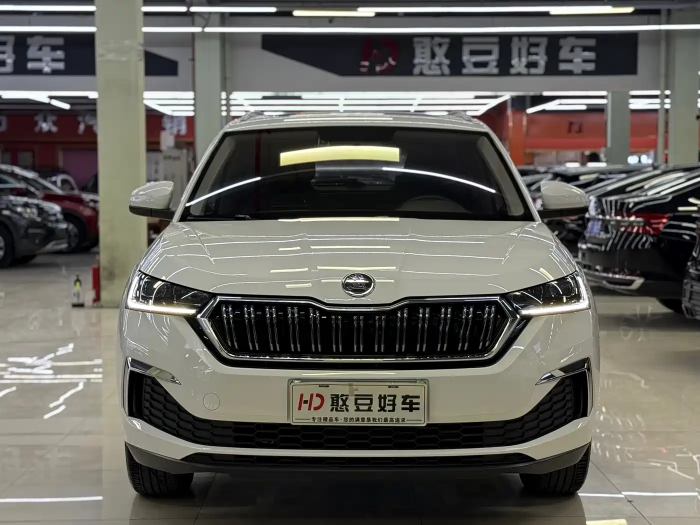 Škoda Kamiq 2021 GT 1.5L Automatic Flagship Edition фото 16