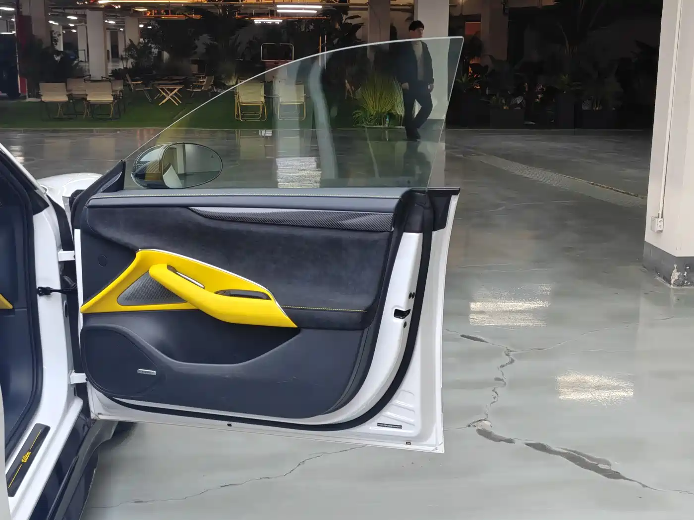 XIAOMI CAR XIAOMI SU7 ULTRA