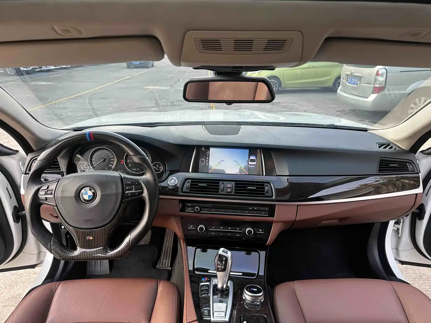 BMW 5 Series 2014 525Li Leading фото 7