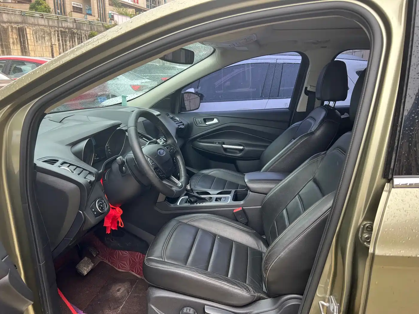 Фото 4 - Ford Kuga