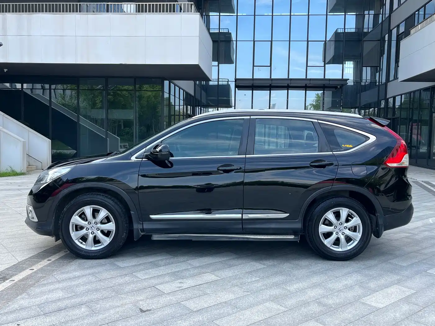 Фото 3 - Honda CR-V
