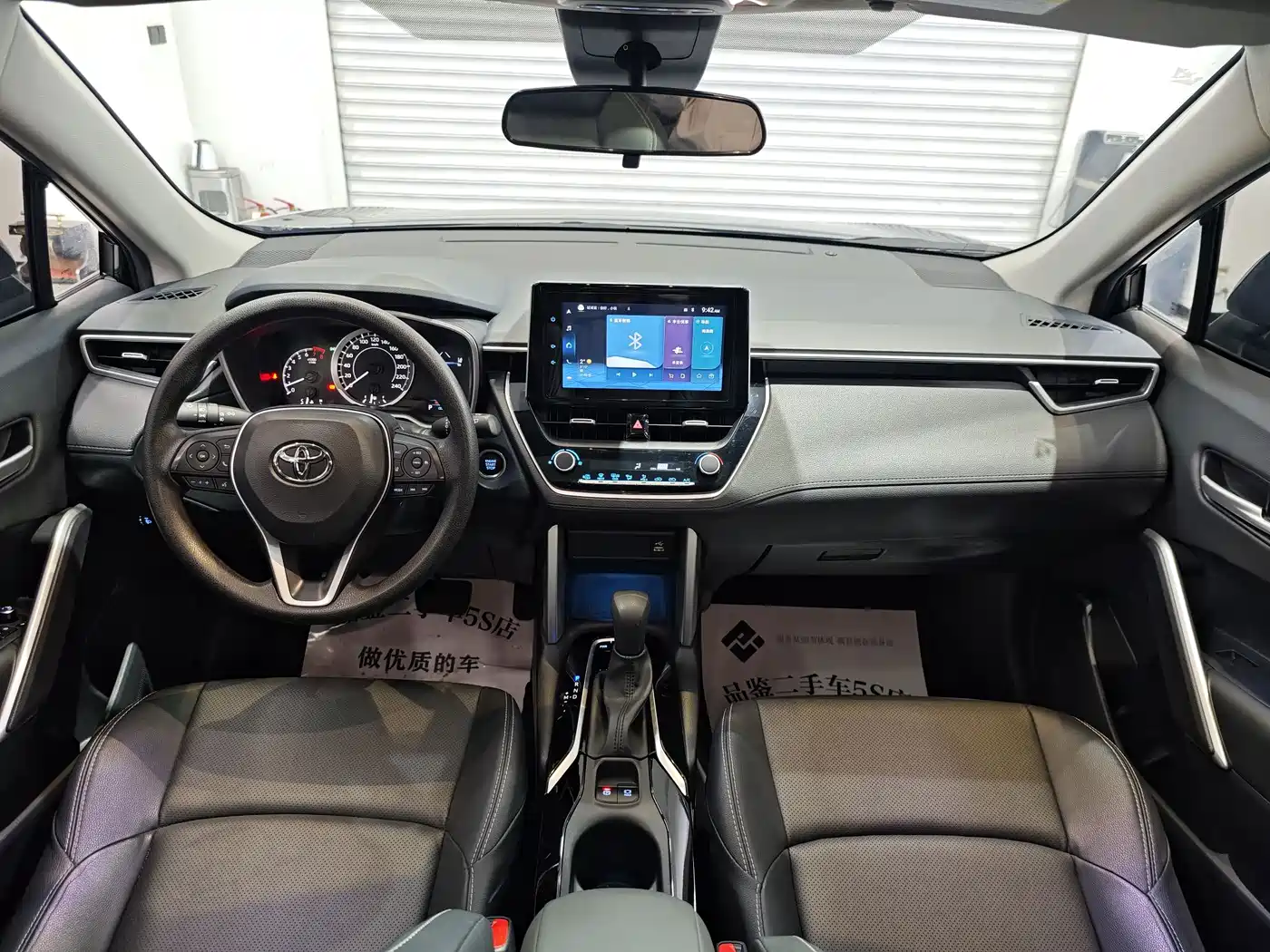 Toyota Frontlander 2022 2.0L CVT Luxury PLUS Edition фото 9