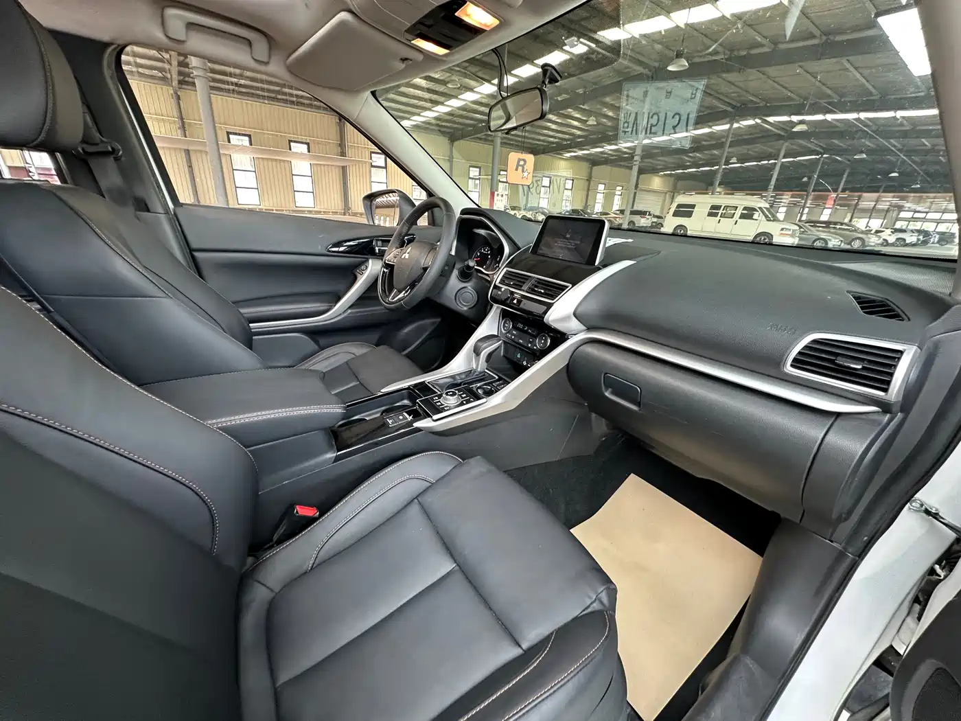 Mitsubishi Eclipse Cross 2019 1.5T CVT 2WD Dream Edition China VI фото 16