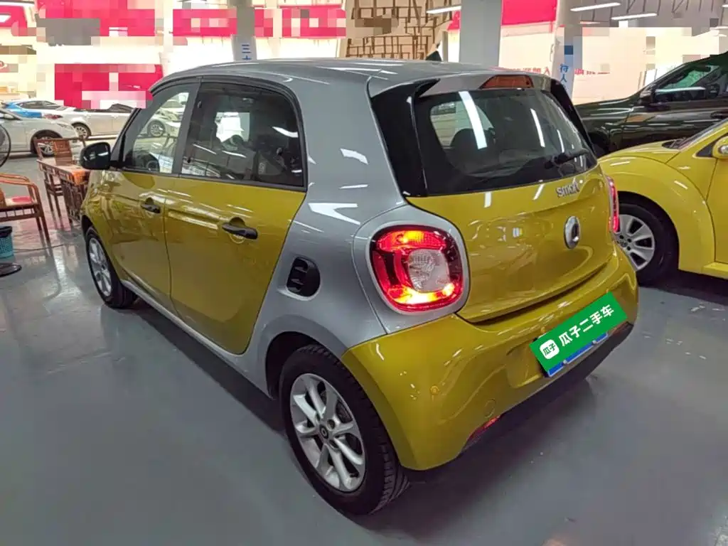 smart forfour 2017 2016 1.0L 52kW Agile Edition