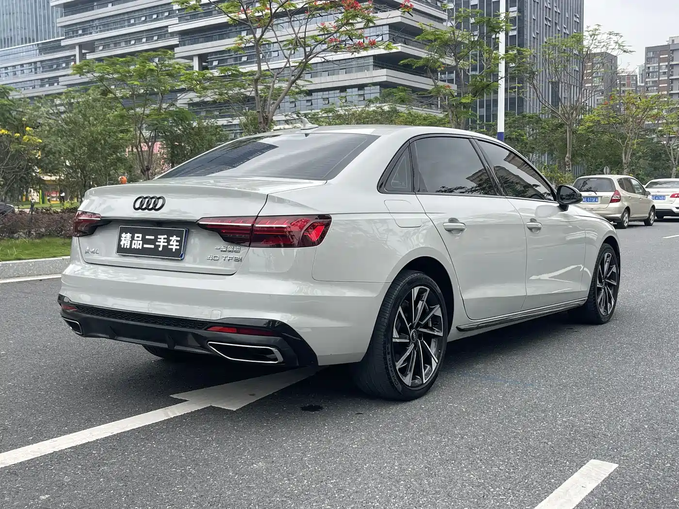 Audi A4L 2023 40 TFSI quattro Luxury Sport фото 27