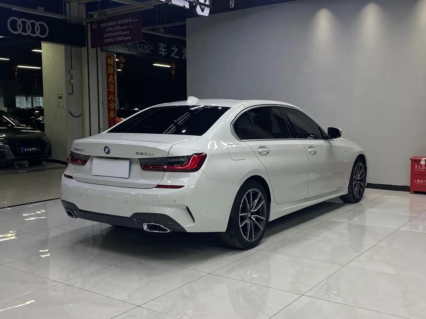 BMW 3 Series 2020 320Li M Sport Package фото 18