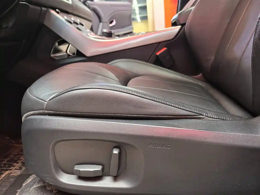 Land Rover Range Rover Evoque 2018 240PS PURE Trend фото 14