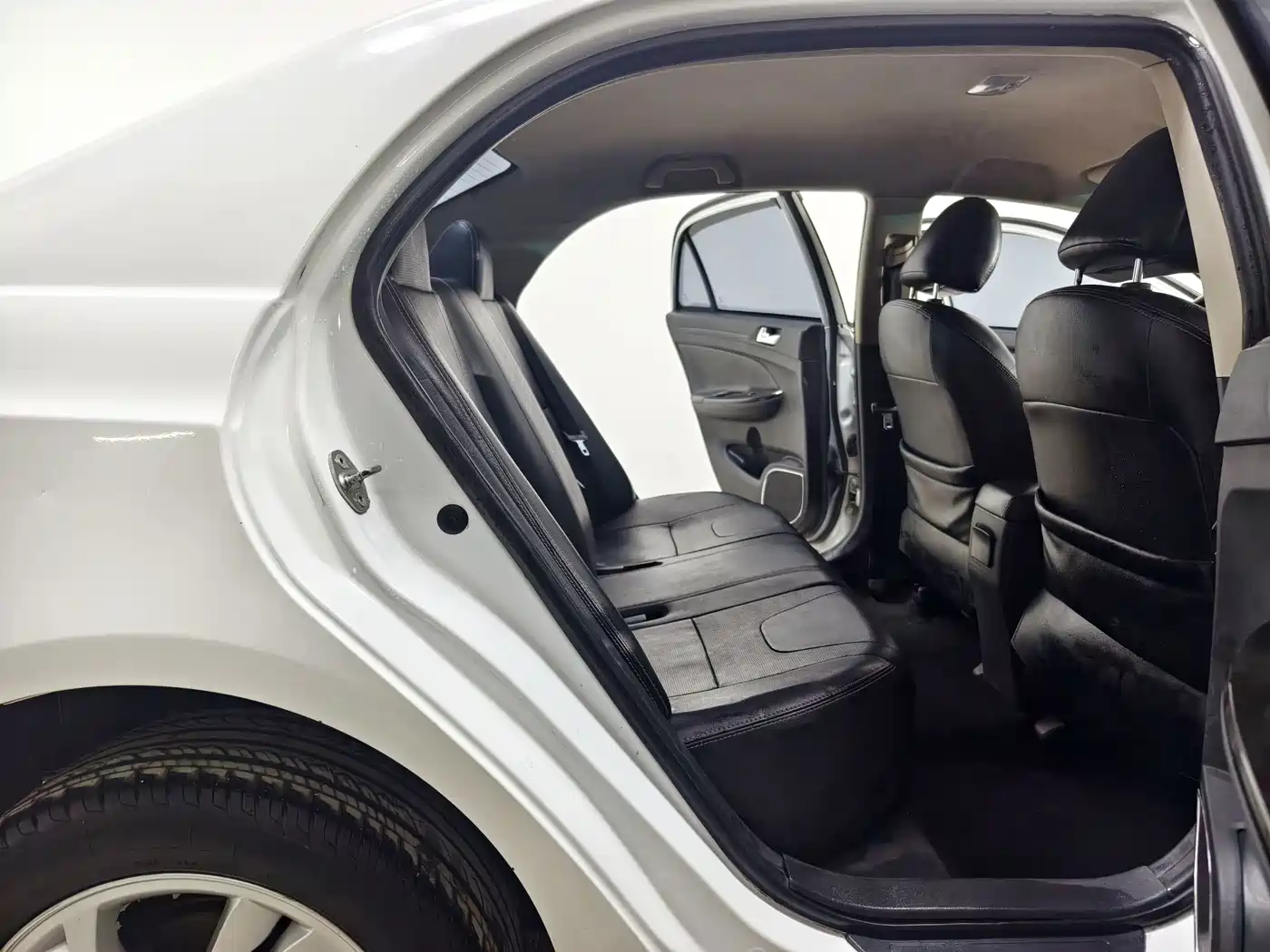 BYD Surui 2014 2015 1.5L Manual Comfort Model