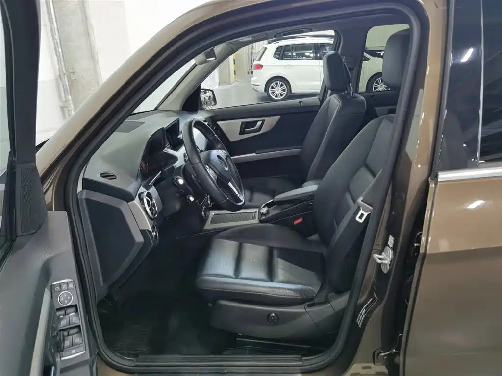 Mercedes-Benz GLK-Class 2013 GLK 300 4MATIC Dynamic Sunroof фото 10