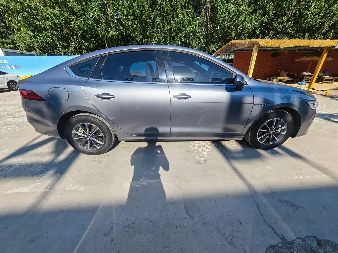 BYD Qin PLUS 2021 DM-i 55KM Premium фото 7