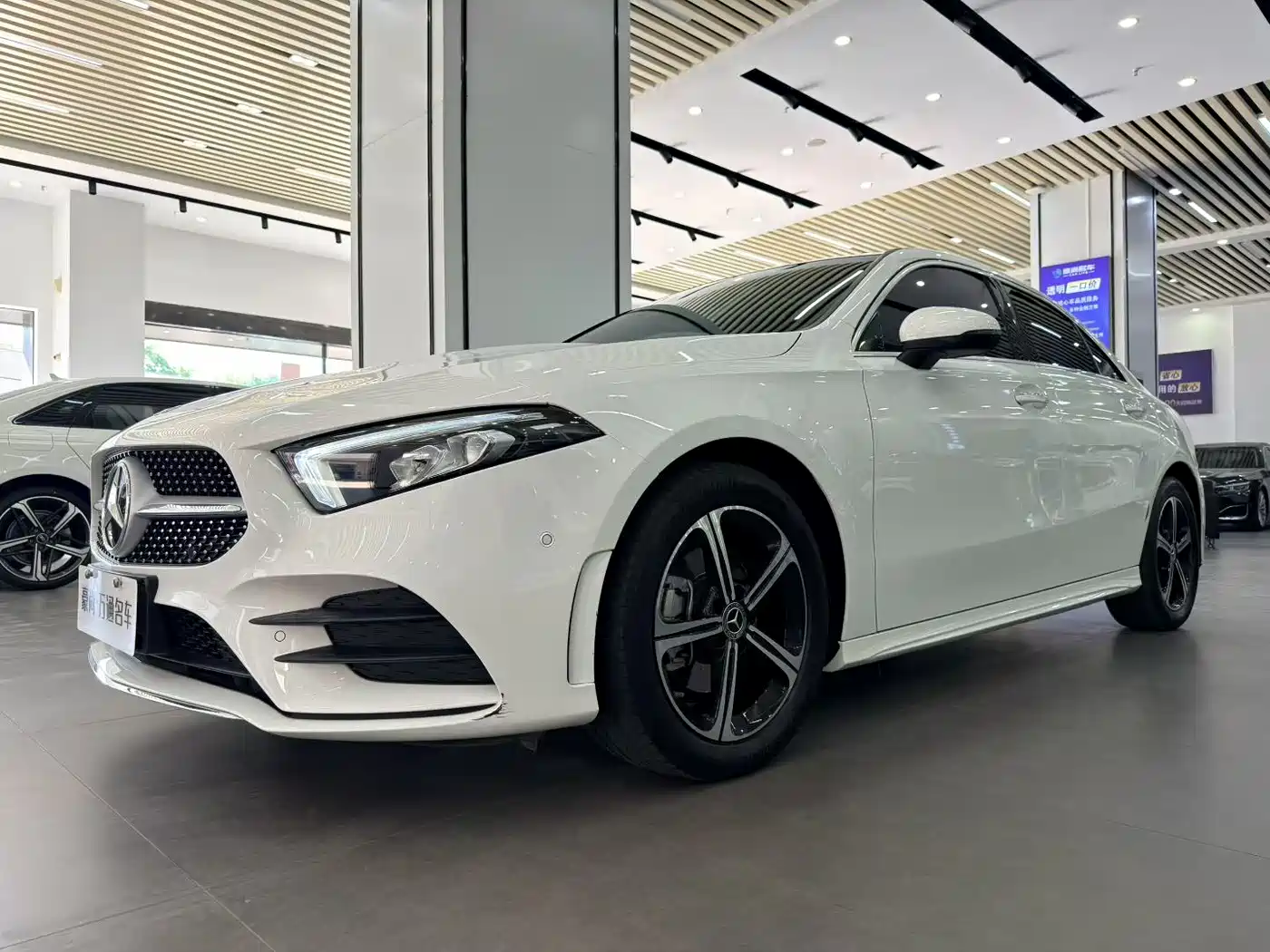 Mercedes-Benz A-Class 2022 Facelift III A 200 L Sport Sedan Fashion