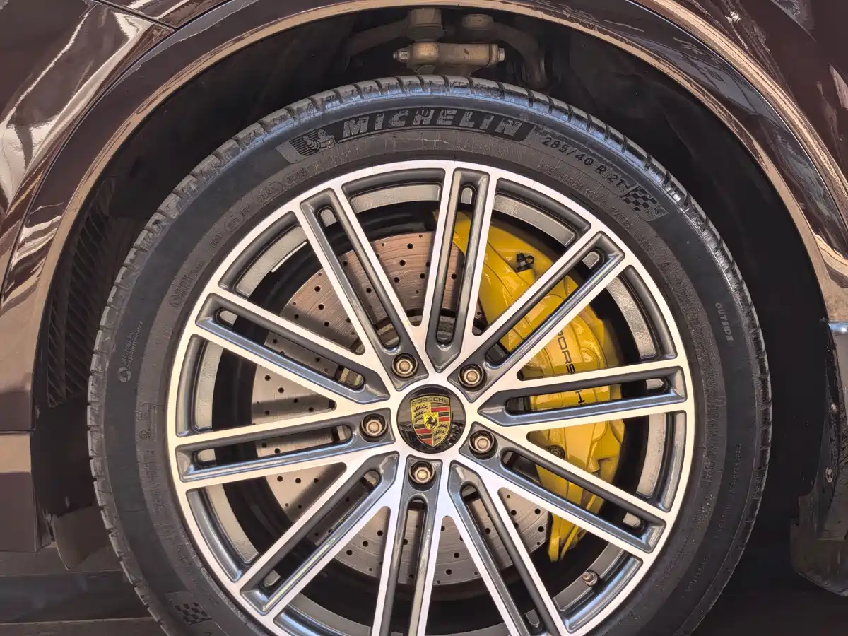 Porsche Cayenne 2019 Cayenne 3.0T фото 12