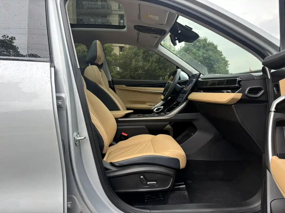 Geely Boyue L 2023 2023 1.5TD DCT Premium