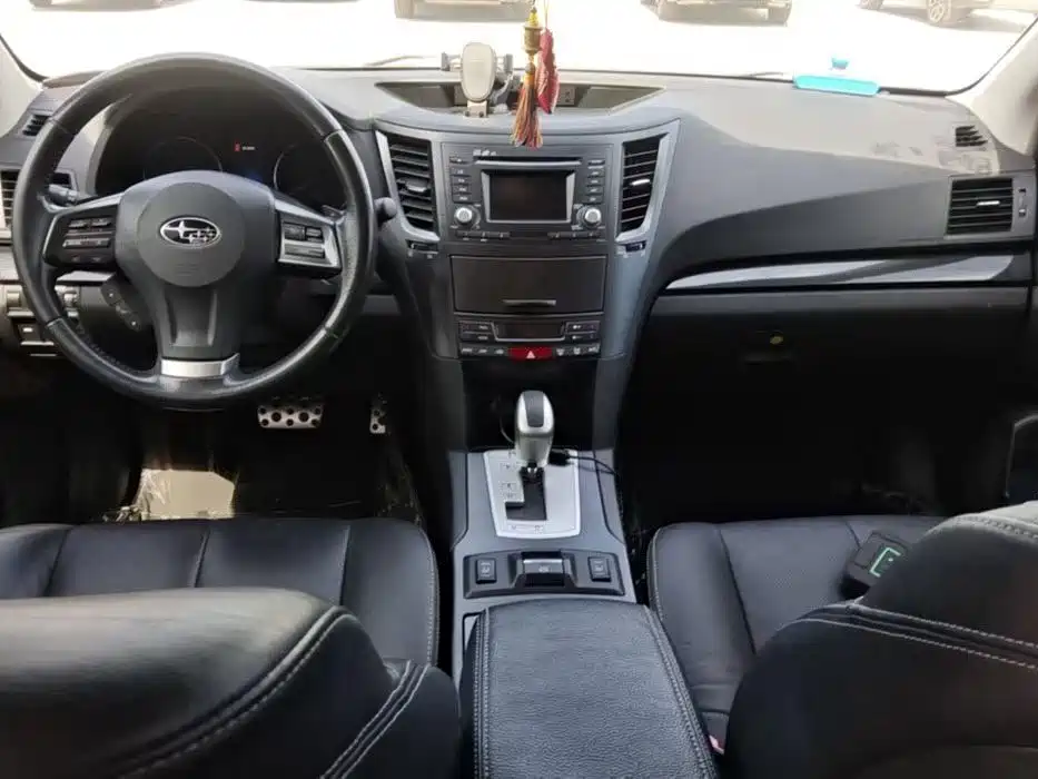 Subaru Outback 2013 2.5i Sport Edition фото 8