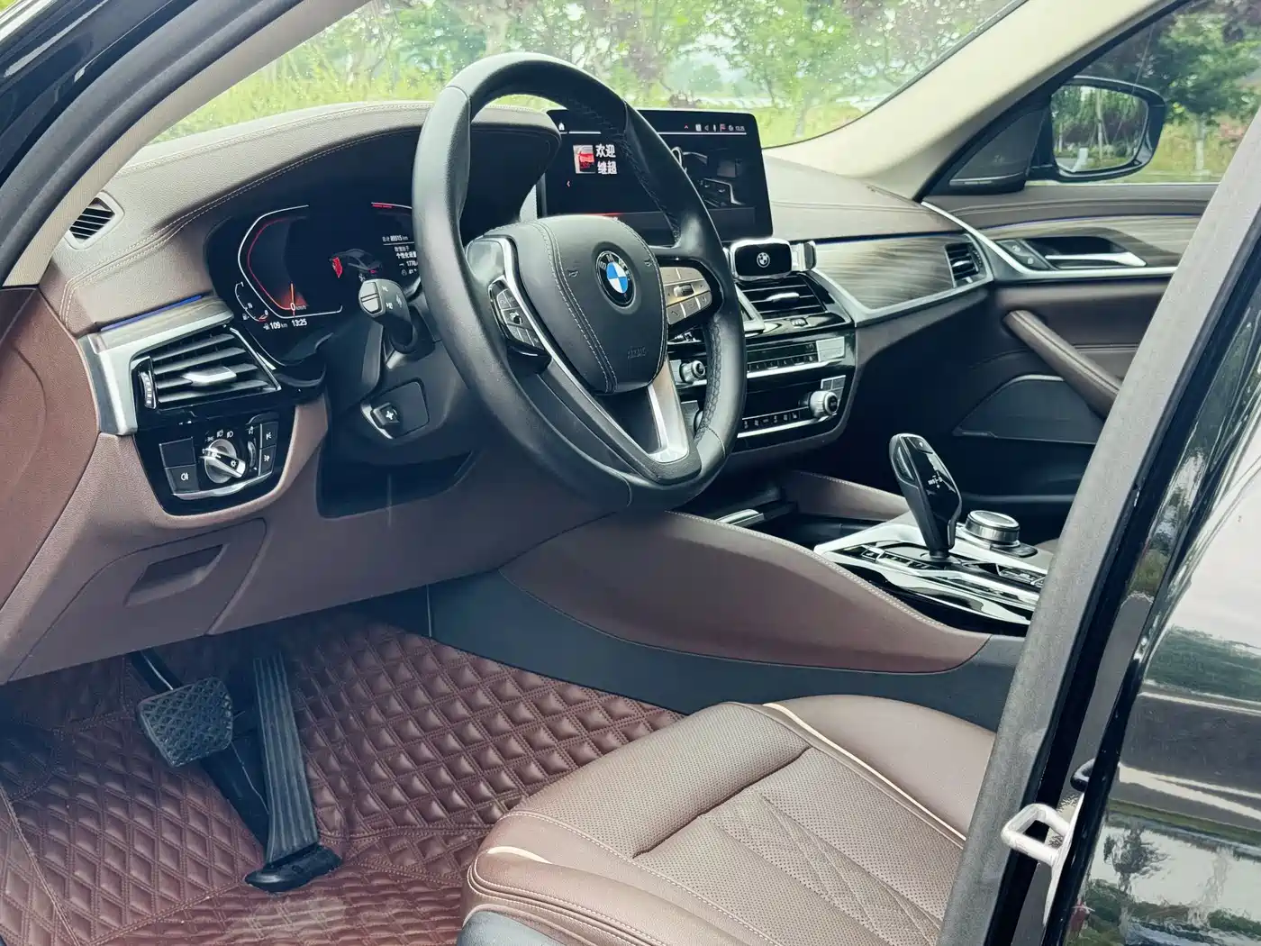 BMW 5 Series 2022 530Li Leading Luxury Package фото 7