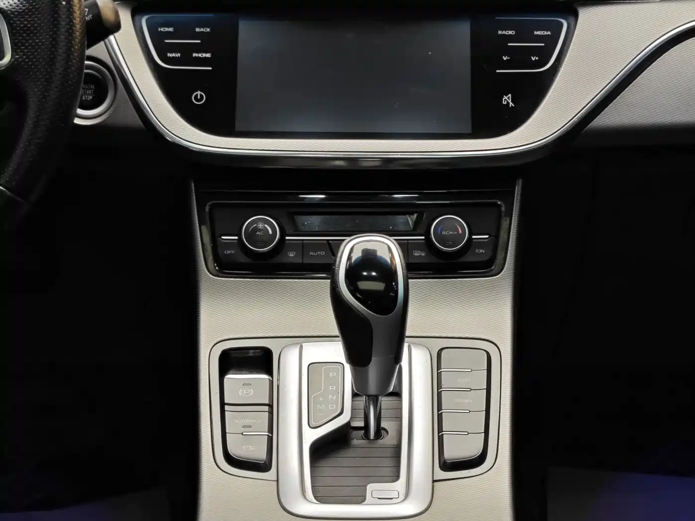 GEELY AUTOMOBILE EMGRAND GL