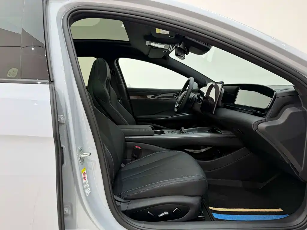BYD Seal 2025 2025 Facelift 650 Smart Drive Edition