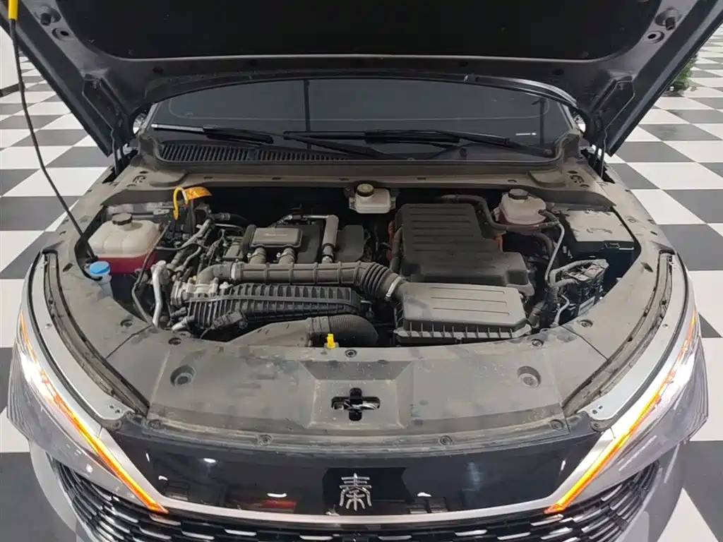 BYD Qin L 2025 DM-i Smart Drive Edition 80KM Leading фото 16