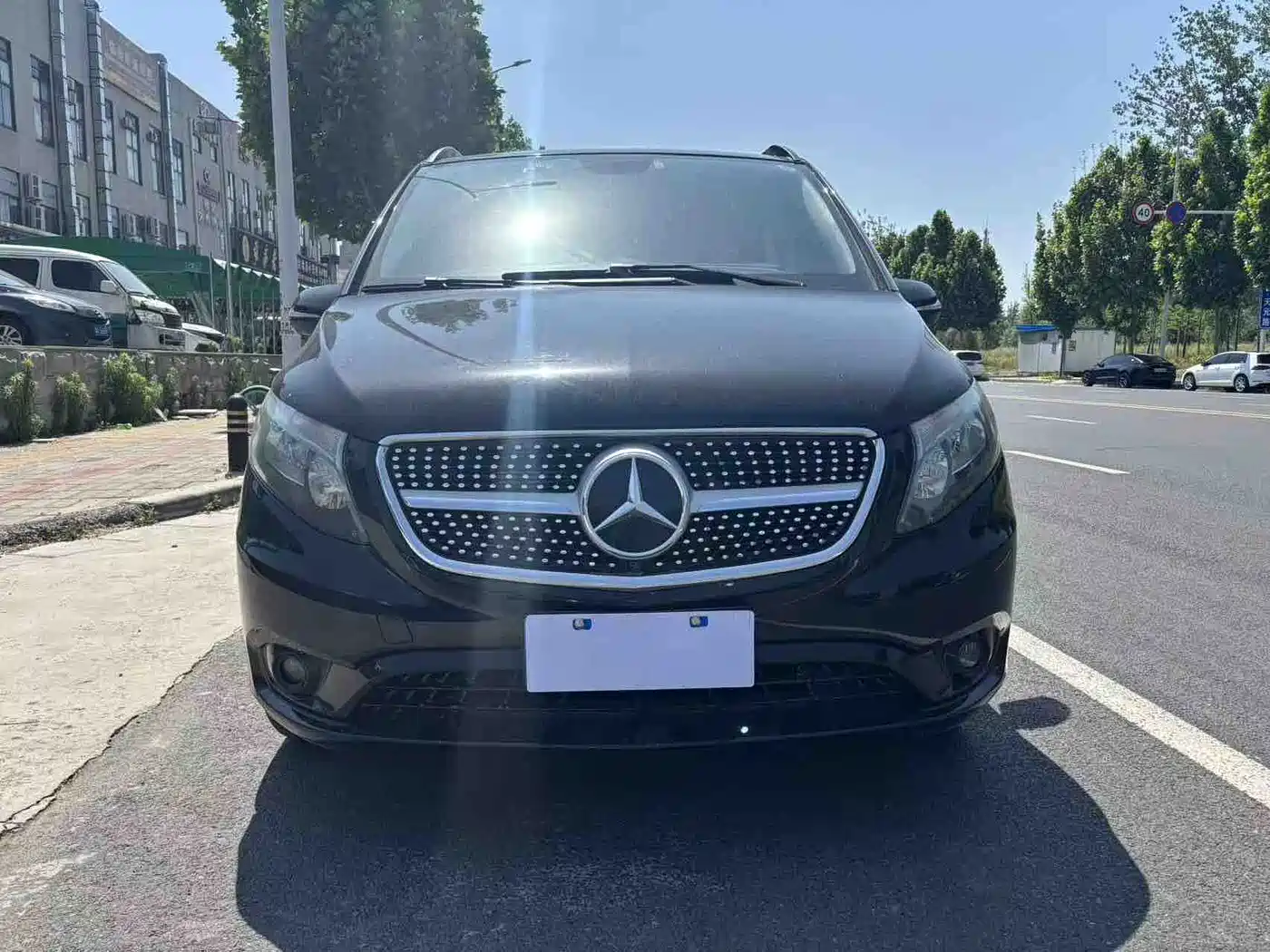 Mercedes-Benz Vito 2020 2.0T Elite Edition (7-seater) фото 2