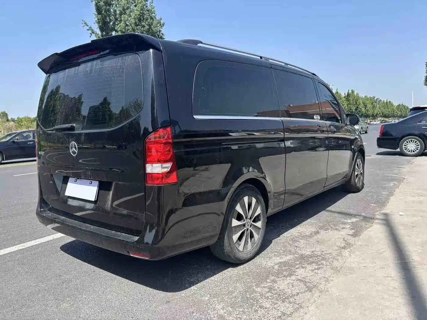Mercedes-Benz Vito 2020 2.0T Elite Edition (7-seater) фото 9
