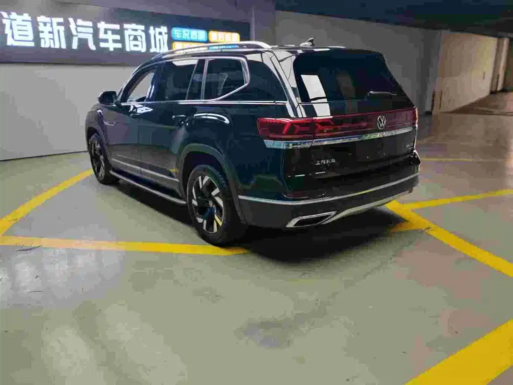 Volkswagen Teramont 2022 380TSI 4MOTION Premium Luxury фото 7