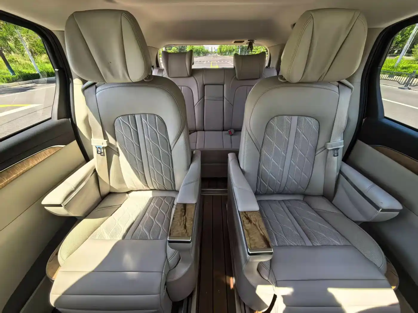 Buick GL8 2017 ES 28T Comfort Type China V фото 13