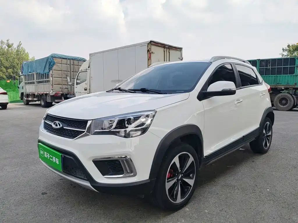Photo 2 - Chery Tiggo 3x