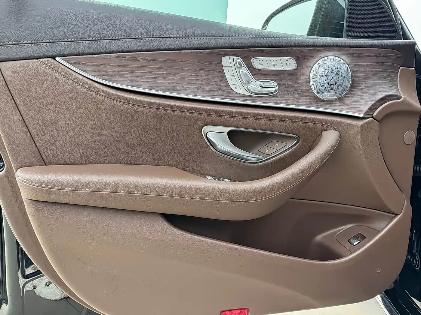 Mercedes-Benz E-Class 2021 E 300 L Premium фото 8