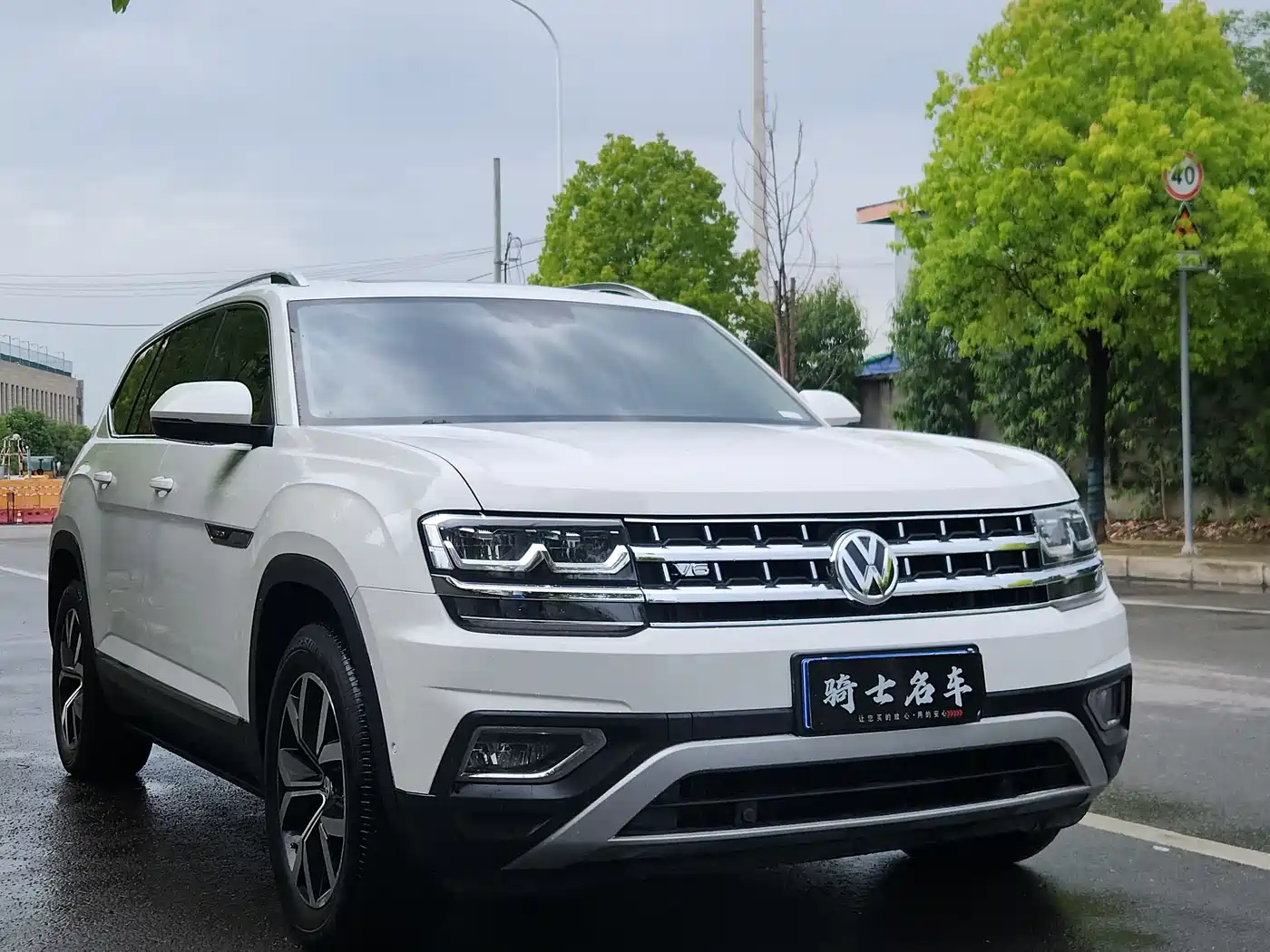 Volkswagen Teramont 2017 530 V6 4WD Luxury Edition фото 3