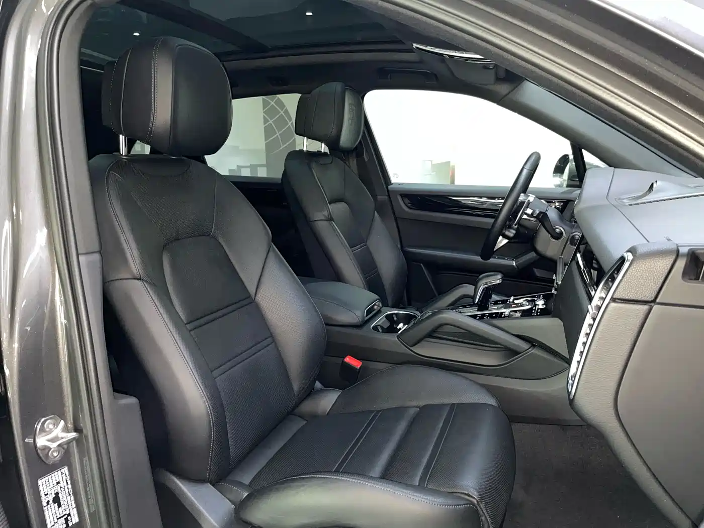 Porsche Cayenne New Energy 2023 Cayenne E-Hybrid 2.0T фото 9