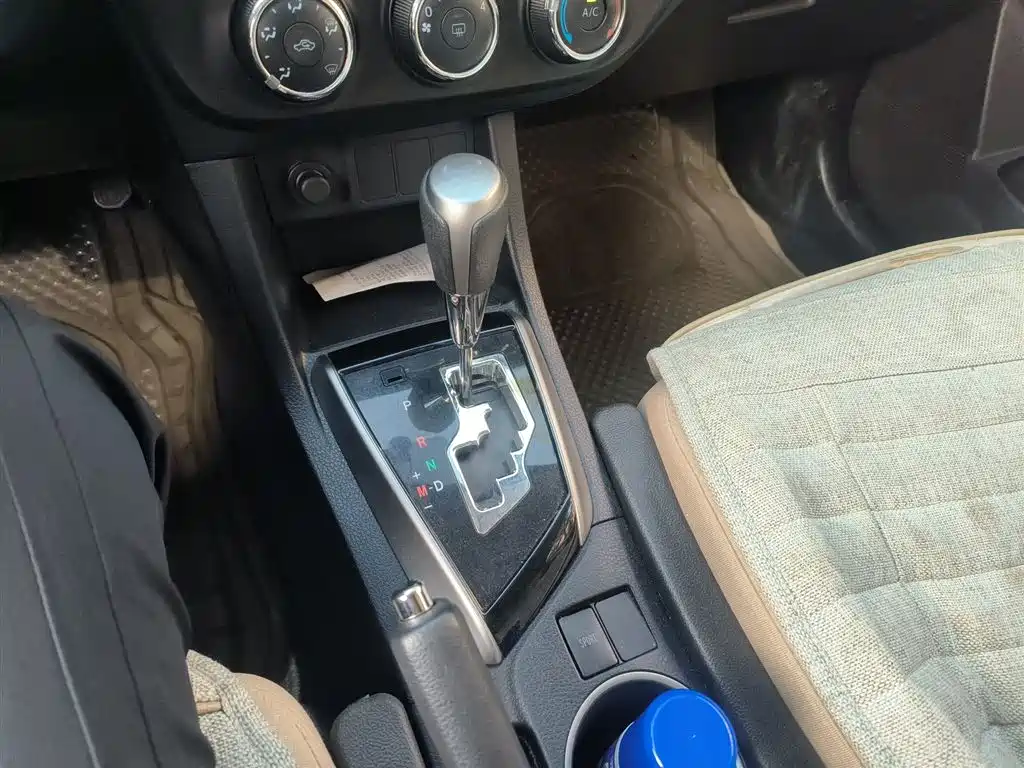Toyota Levin 2016 1.6G CVT Elite Edition фото 7