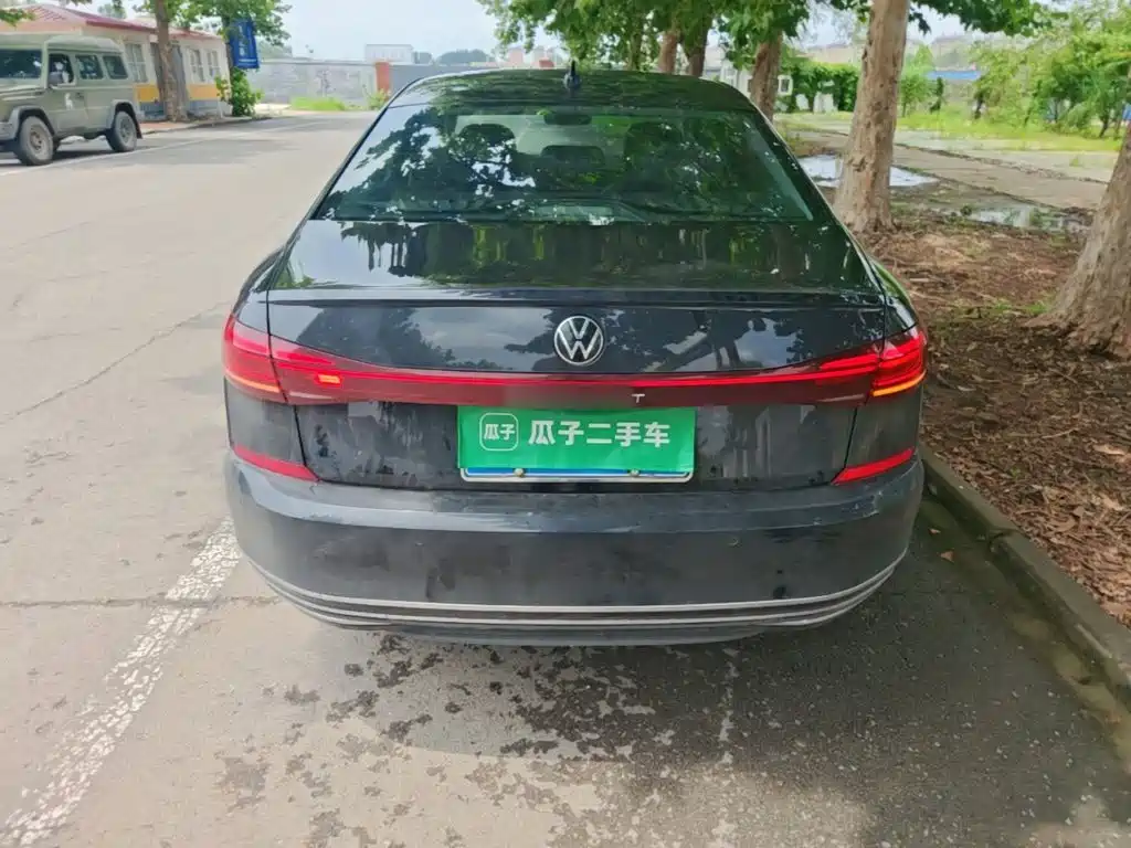Photo 6 - Volkswagen Passat