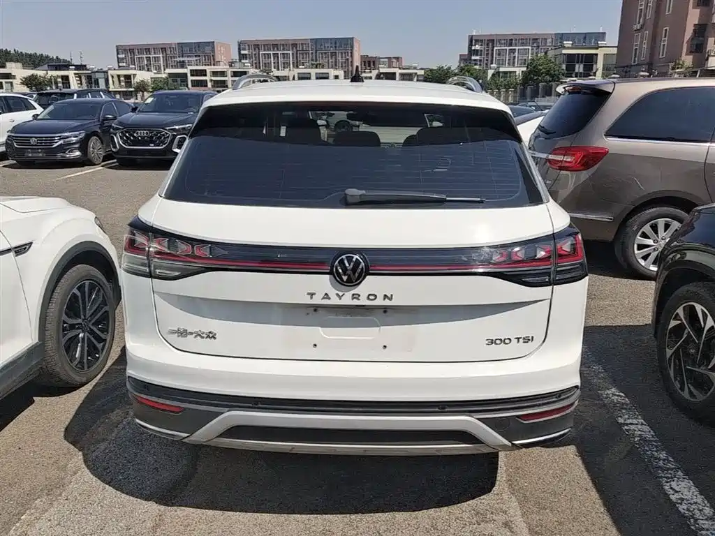 Volkswagen Tayron 2023 300TSI 2WD Luxury Plus Advanced Edition фото 6