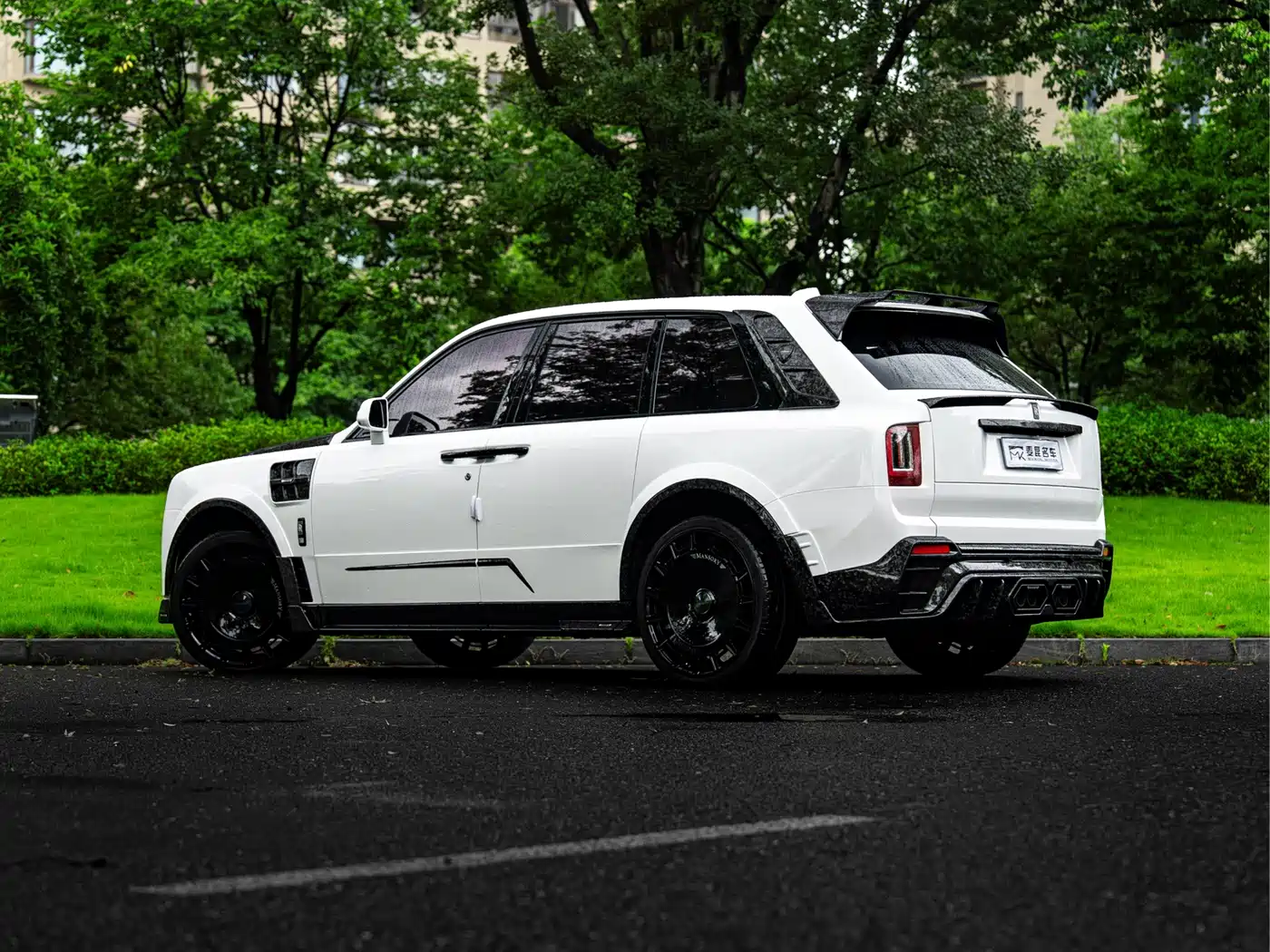 Rolls-Royce Cullinan 2023 2018 5-Seater Version