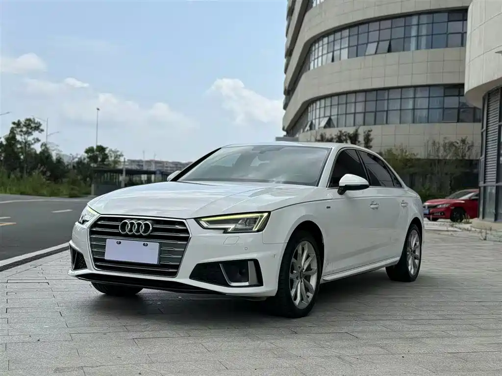 Audi A4L 2019 40 TFSI Fashion (China VI)