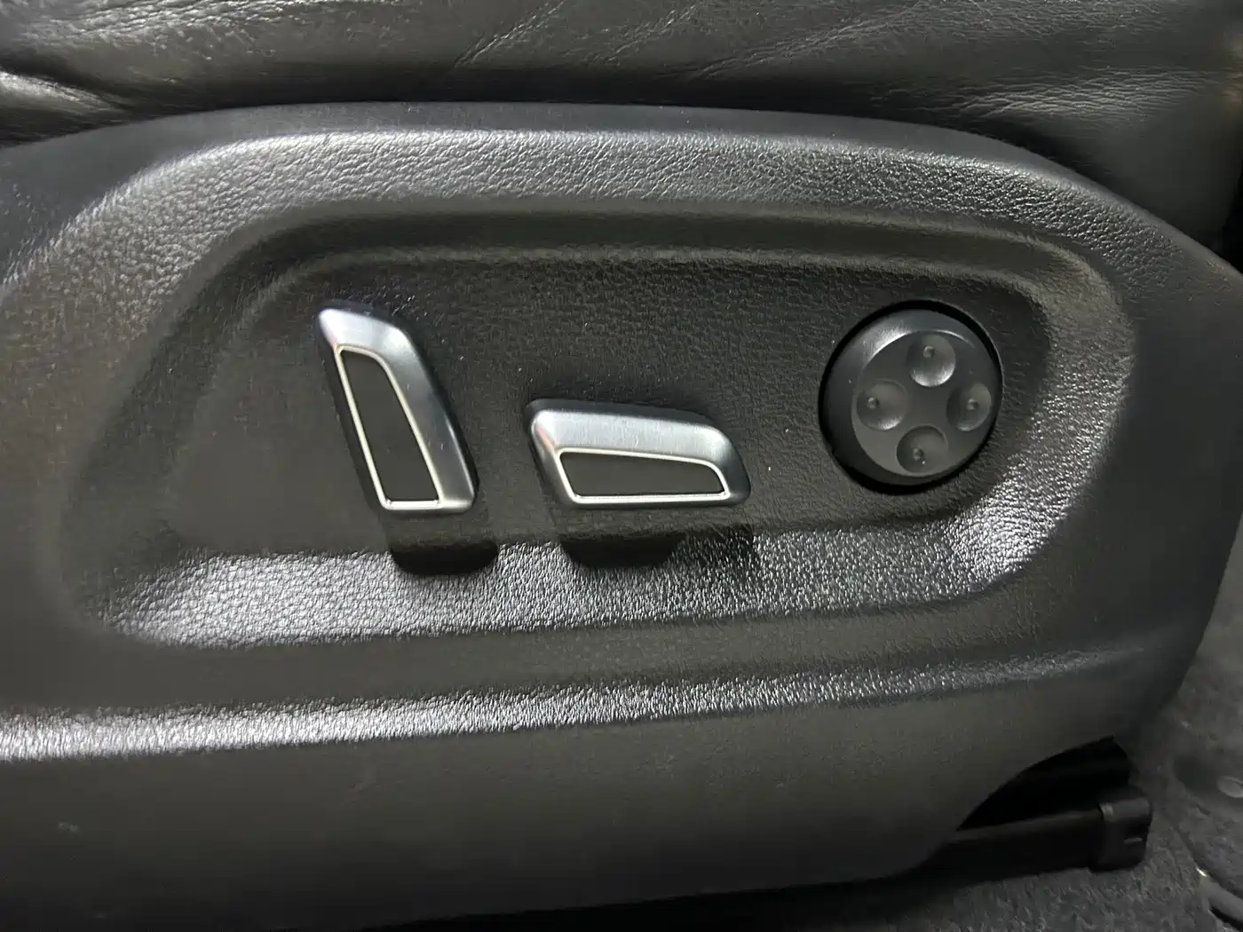 Фото 8 - Audi Q5