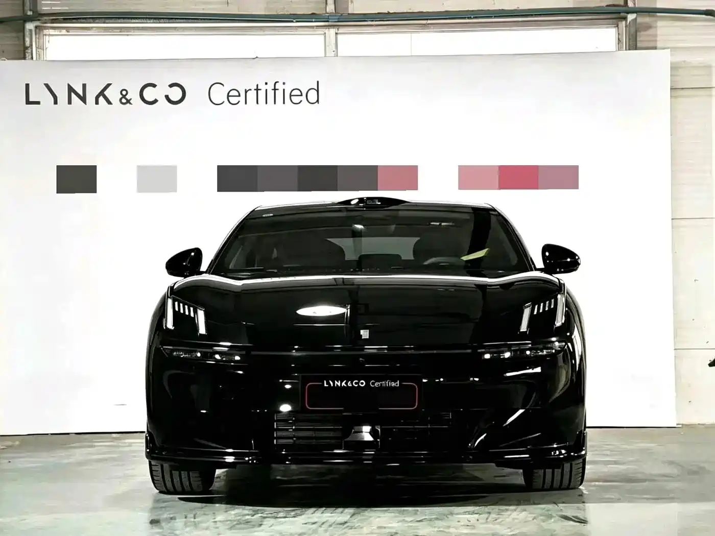Lynk & Co 10 EM-P 2026 2025 240km Base