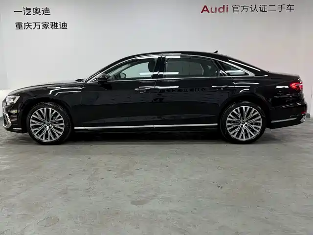 Audi A8 2024 Model A8L 50 TFSI quattro Premium Selection — фото 5