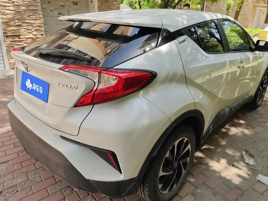 Toyota IZOA 2018 2.0L Speed Edition China VI фото 3