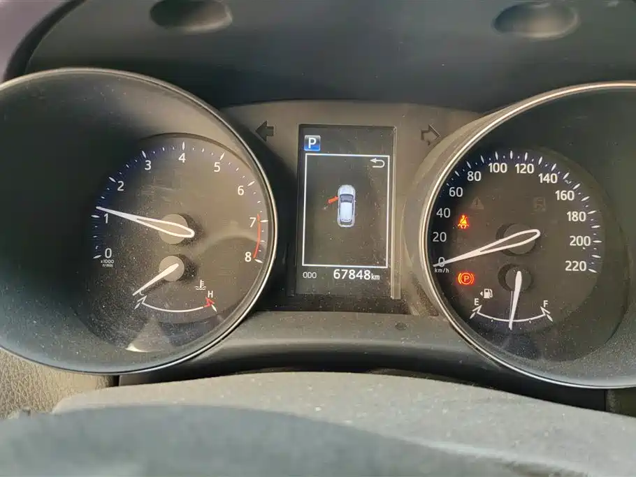 Toyota IZOA 2018 2.0L Speed Edition China VI фото 14