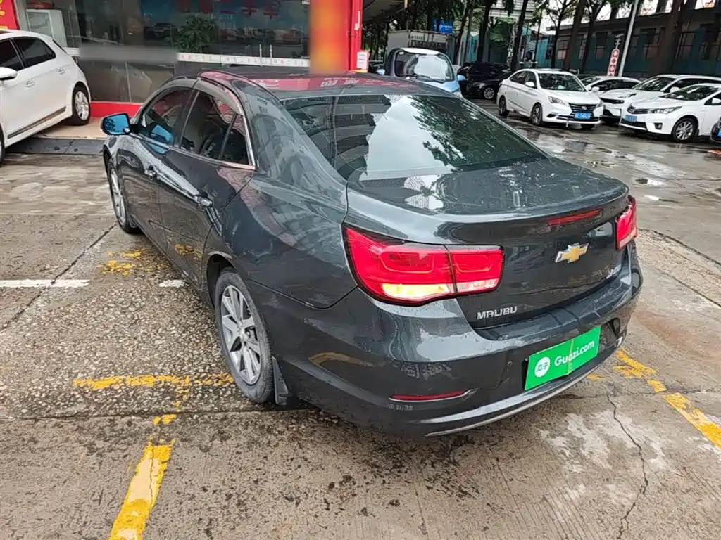 Chevrolet Malibu 2016 2.0L Automatic Luxury фото 5