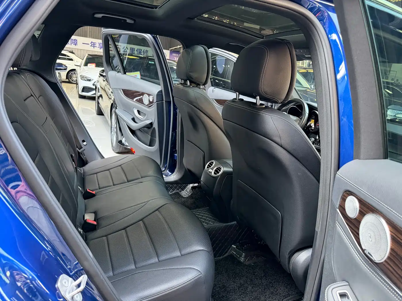Mercedes-Benz GLC 2018 GLC 260 4MATIC Dynamic фото 18