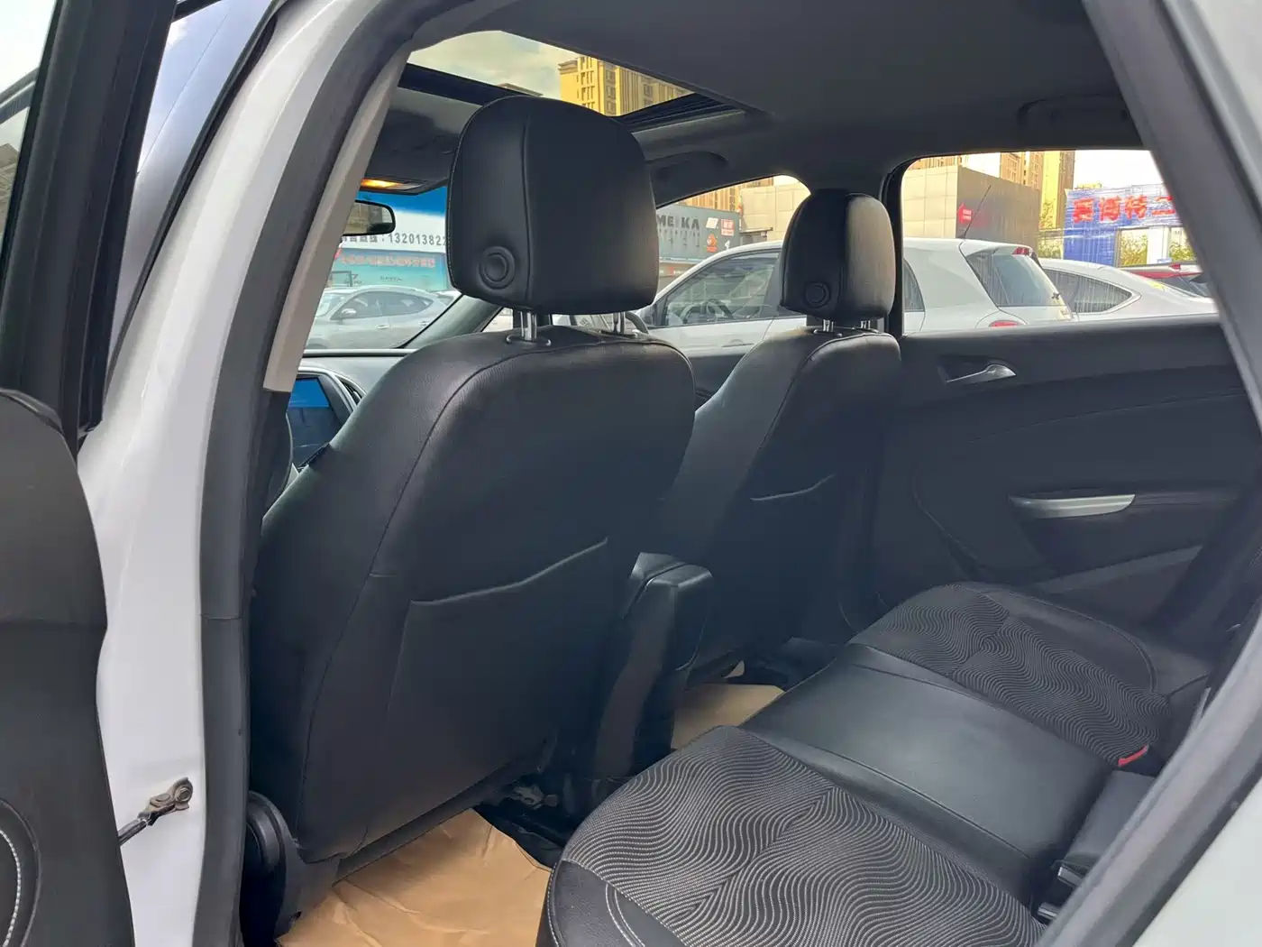 Buick Excelle 2013 Model XT 1.6L Automatic Fashion фото 6