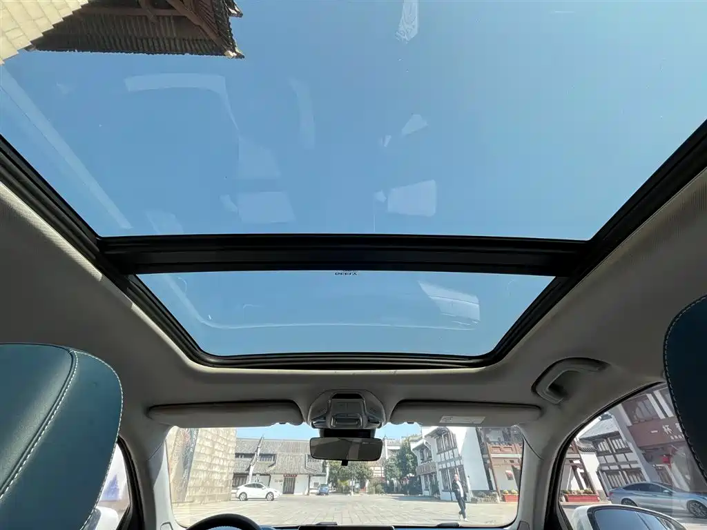 GEELY AUTOMOBILE XINGRUI