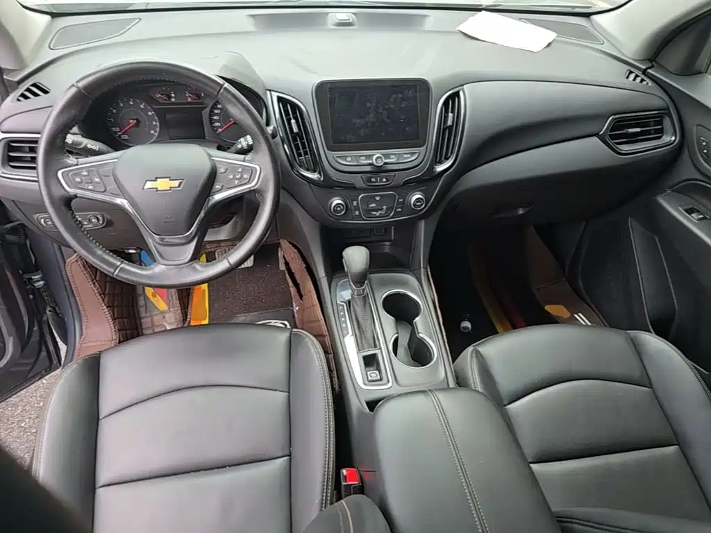 Фото 6 - Chevrolet Equinox