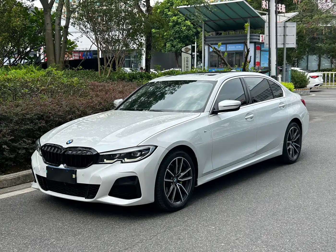 BMW 3 Series 2021 325Li M Sport Package