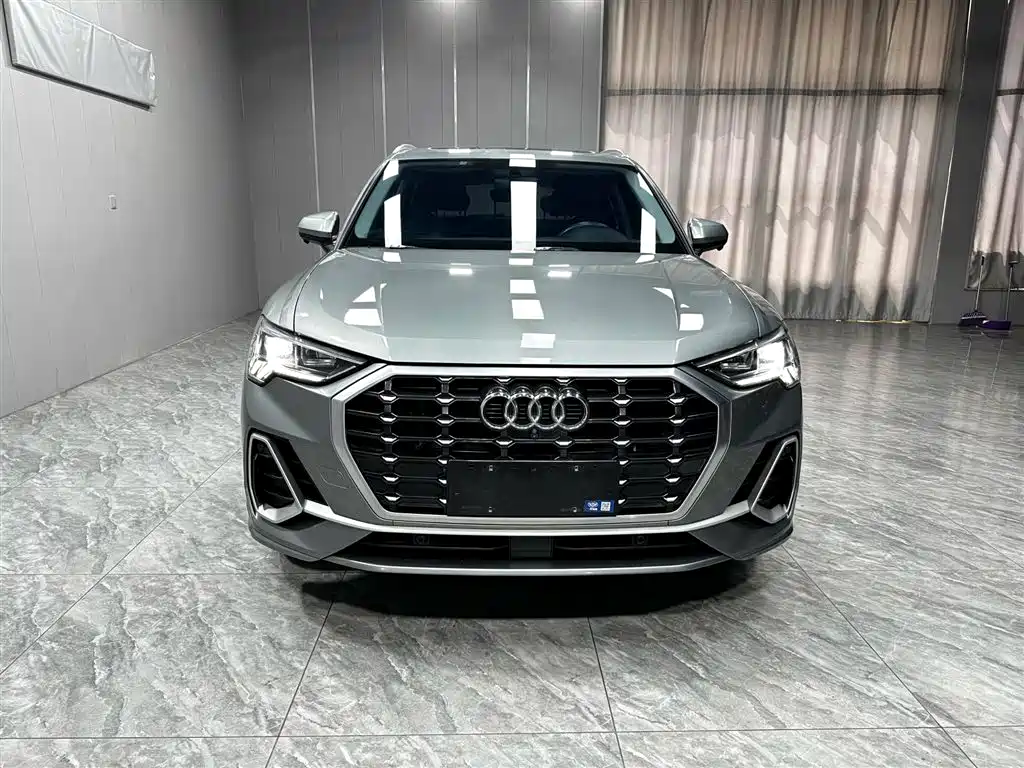 Audi Q3 2023 35 TFSI Fashion Dynamic (1.4T) фото 2