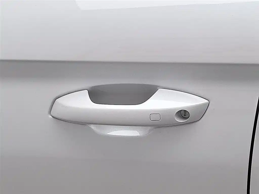 BYD Qin L 2025 DM-i Smart Drive Edition 80KM Leading фото 18