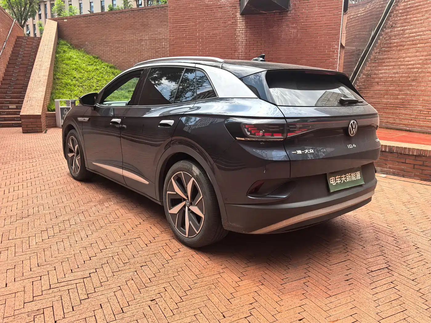 Volkswagen ID.4 CROZZ 2022 Long Range PURE+ Edition фото 12